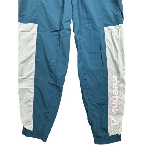 Women's Reebok Teal 'Dragonfly' Windbreaker Tracksuit Joggers Pants Size Medium - Picture 2 of 4
